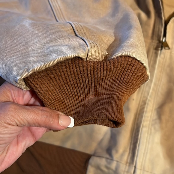 Vintage Carhart men’s three XL jacket grunge, thrashed style - Picture 4 of 14